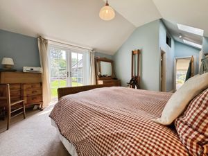 Photo 5- click for photo gallery